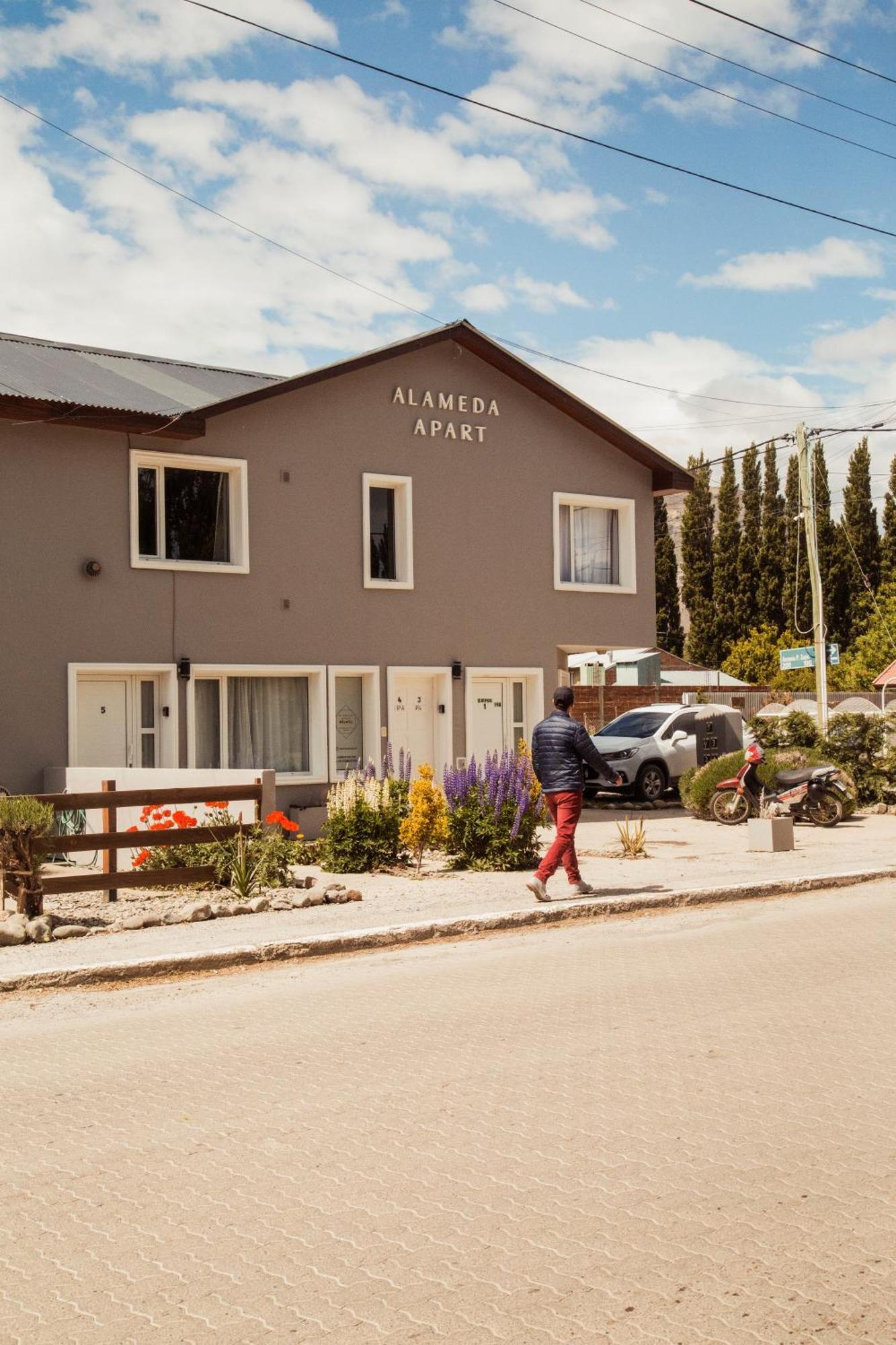 Alameda Apart El Calafate Buitenkant foto